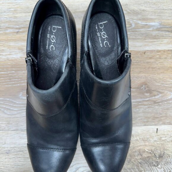 b.o.c. Born concept Rosemeia Black Leather Ankle Bootie Women's Size 8.5 - Picture 2 of 5